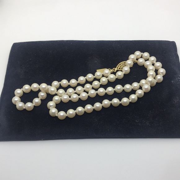 Marvella | Vintage | Dainty | Faux Pearl | Matte | Necklace | Approx. 16” - Picture 5 of 6